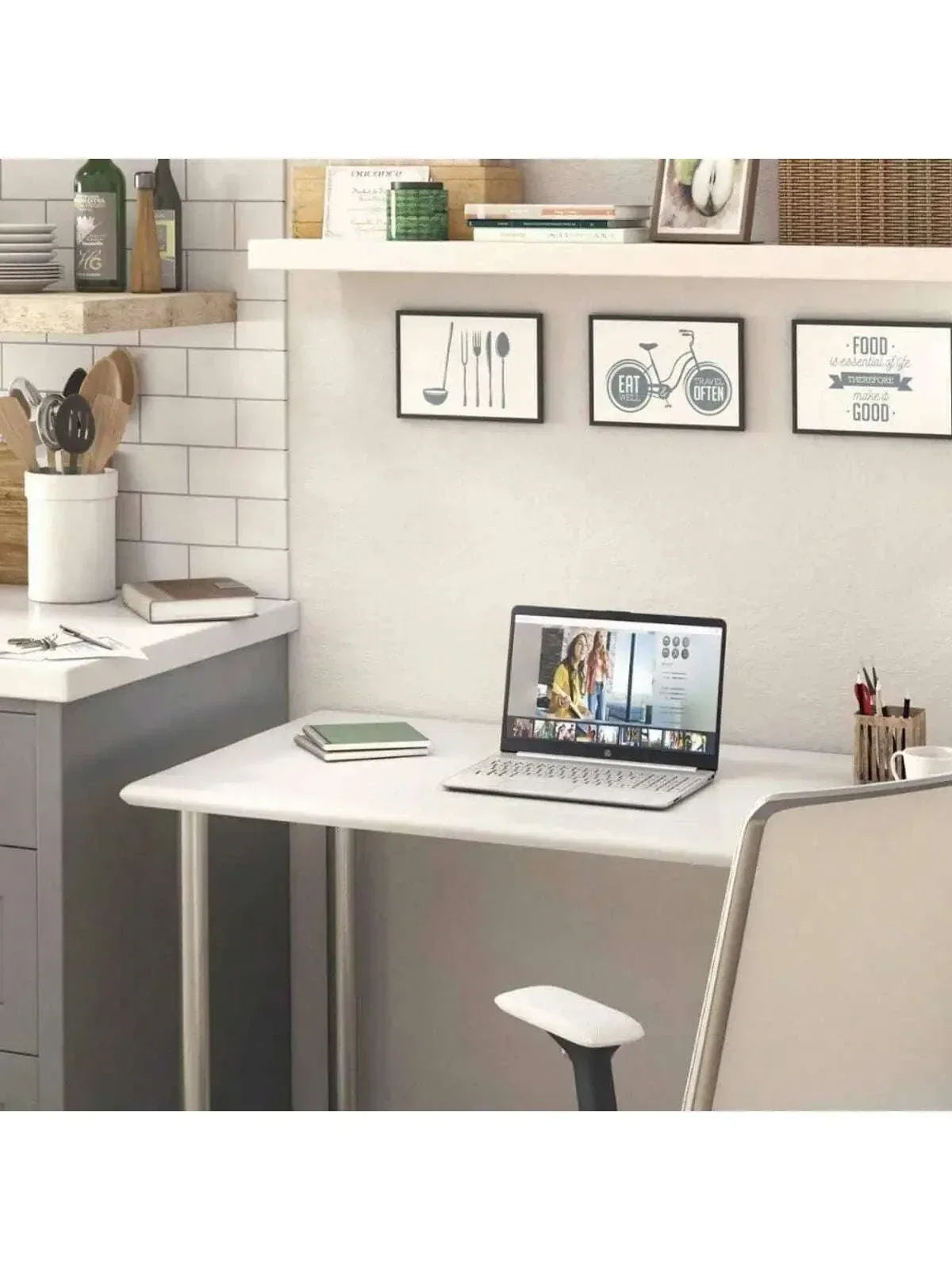 HP 15.6" HD Touchscreen Laptop