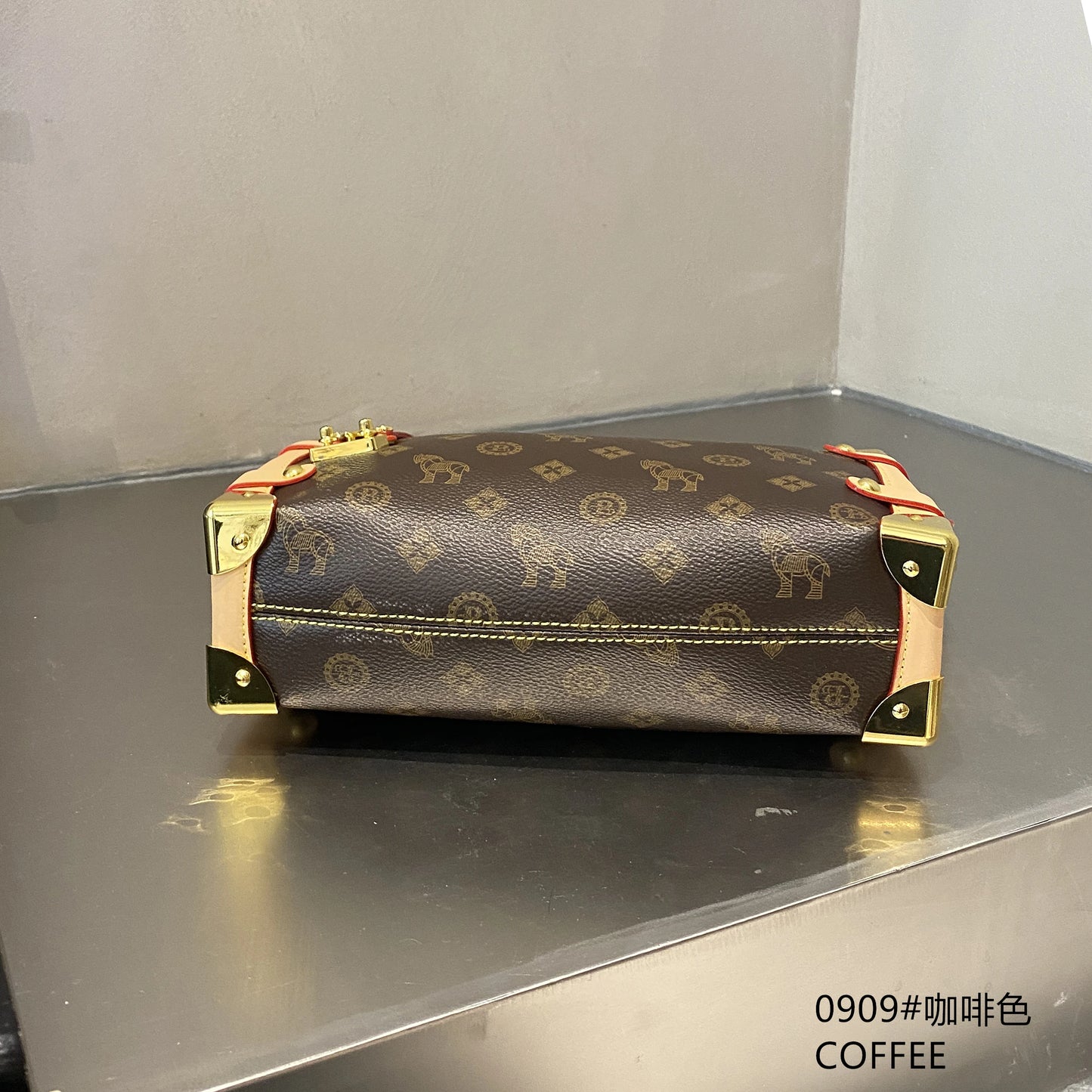 Coffee Brown Crossbody Bag for Women Adjustable Strap Shoulder Purse Stylish Casual Small Underarm Handbag Lightweight