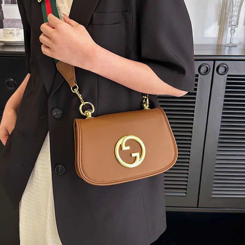 Women's Fashionable Versatile Chain Bag Tiger Head Element One Shoulder Cross Body and Underarm Bag