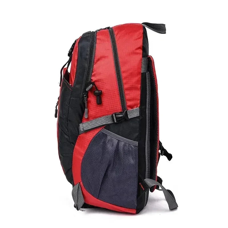 Men Outdoor Travel Backpack Fashion Hiking Climbing Travel Classic Sport Travel Backpacks