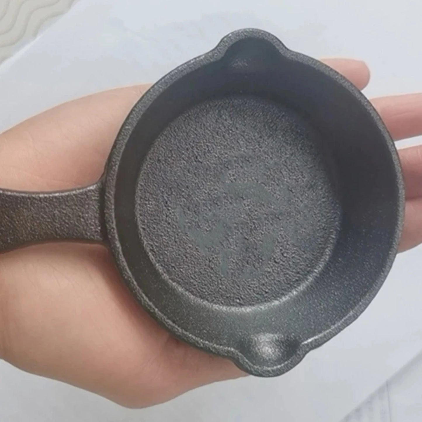 Small Frying Pan Non-stick Cast Iron Kitchen Bbq pan Pancake pan