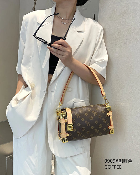 Coffee Brown Crossbody Bag for Women Adjustable Strap Shoulder Purse Stylish Casual Small Underarm Handbag Lightweight