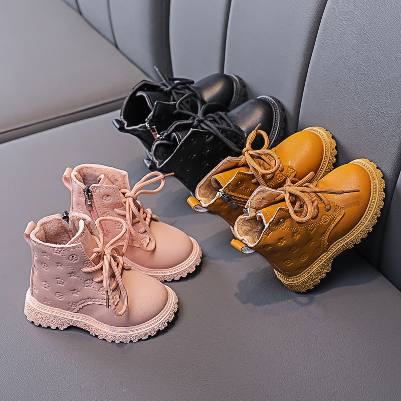 Autumn And Winter New Two-cotton Warm Female Baby Thin Velvet Lace-up Leather Boots Boy Martin Boots Cute Print Ankle Boots 2021